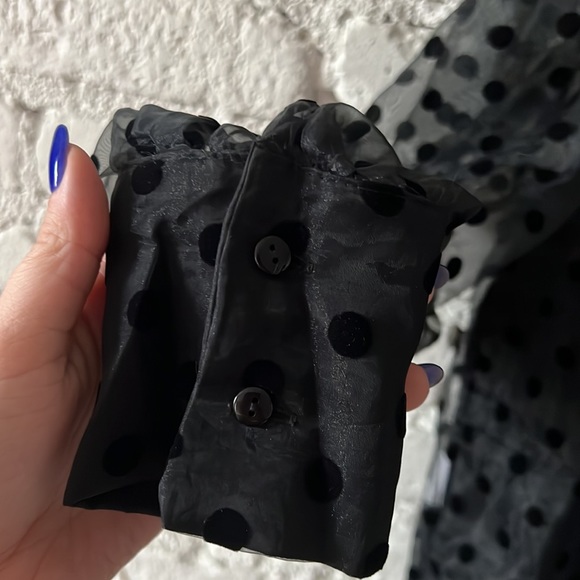 🚨CLEARANCE! MAKE AN OFFER🚨 MANGO Mesh Button Down - Picture 2 of 5